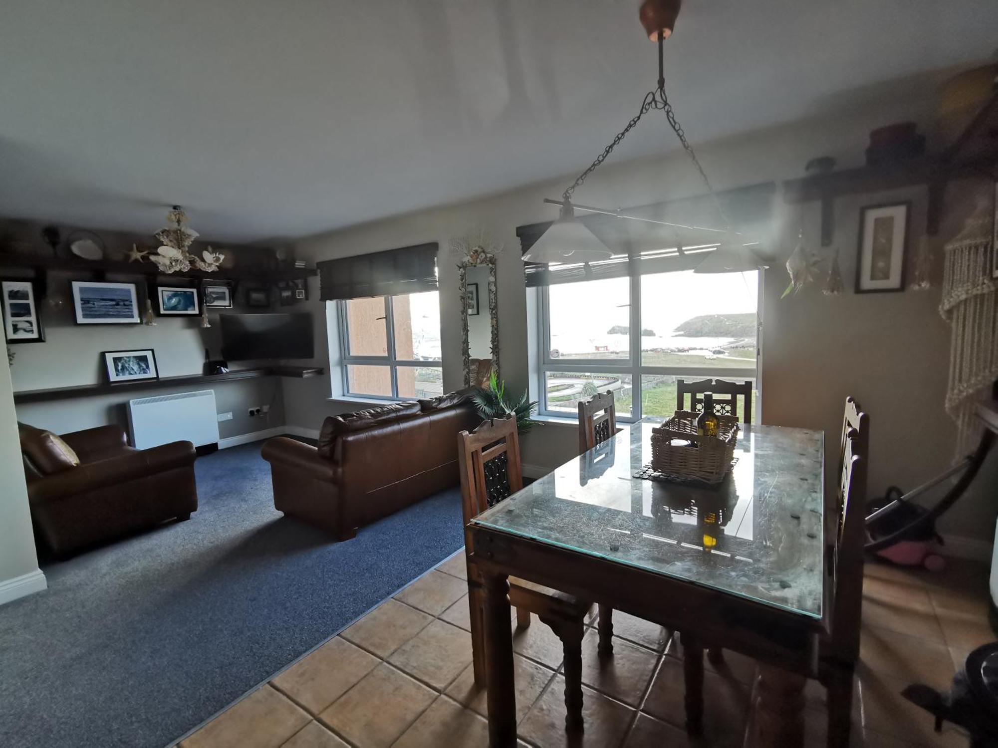 Seashell Cove Luxurious Sea View Free Wifi Netflix Sleeps 5 Apartment