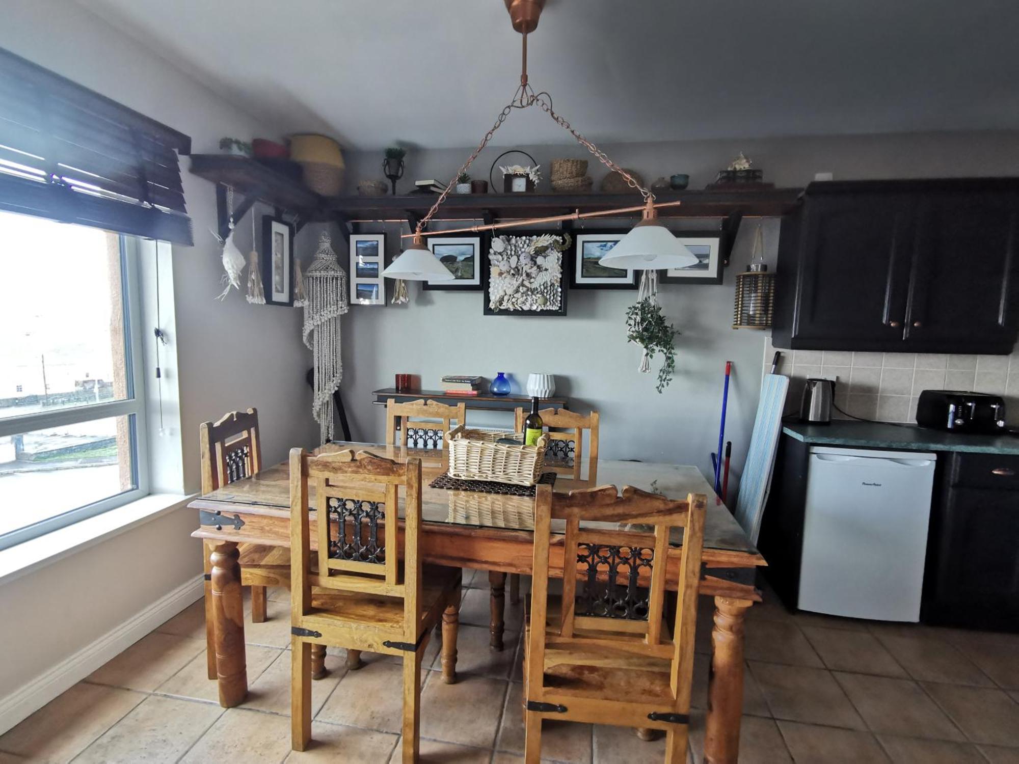Seashell Cove Luxurious Sea View Free Wifi Netflix Sleeps 5 Apartment